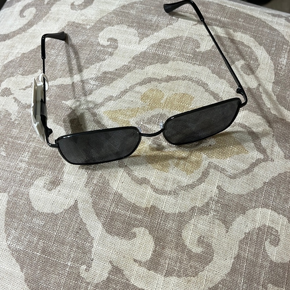 Men’s Elizabeth and jeans sunglasses